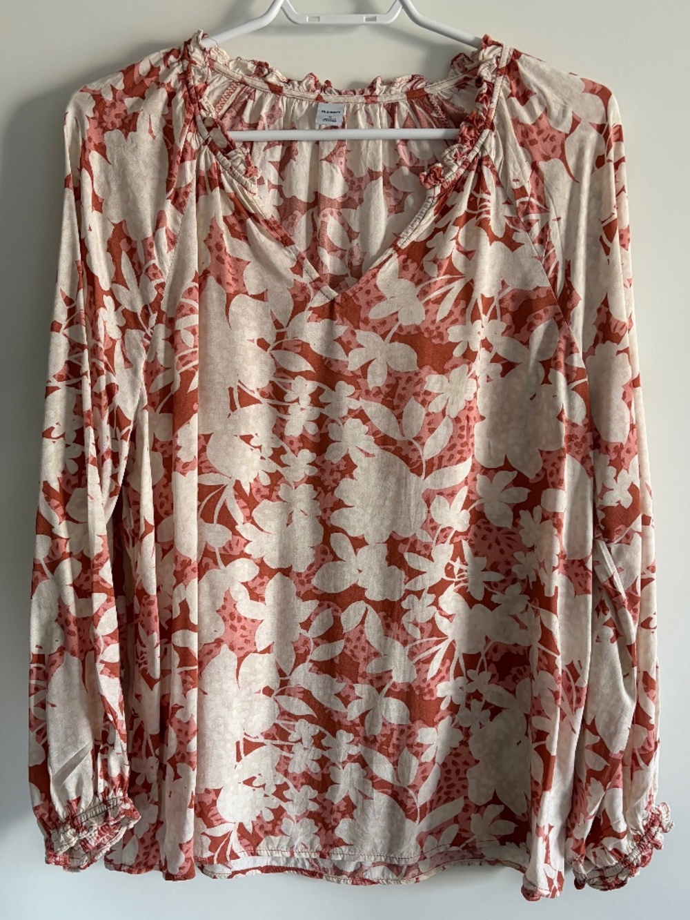 EUC Old Navy Women’s Floral Orange/Cream Peasant Blouse Long-Sleeve Ruffled Med